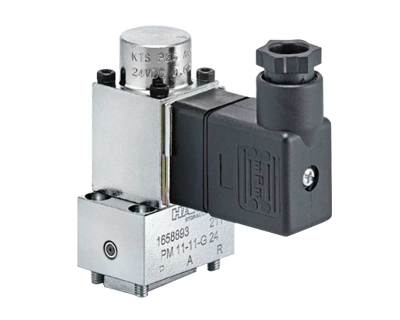 ���������y